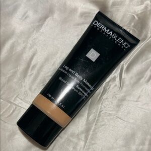 Dermablend Leg and Body Makeup - Broad Spectrum SPF 25 - light sand 25w